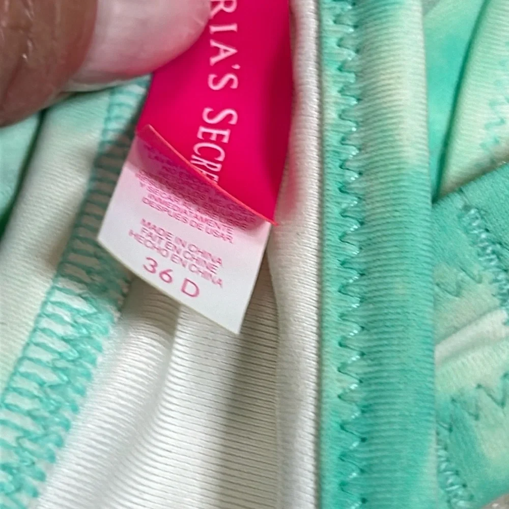 VICTORIA’S SECRET TIE DIE SWIM BIKINI TOP SZ 36 D - Picture 9 of 9